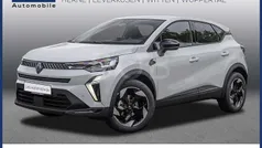Perlmuttweiß Gebraucht 2025 Renault Captur Techno SUV | 21.777 € (Fairer Preis)