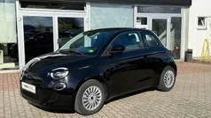 Schwarz Gebraucht 2022 Fiat 500e Kleinwagen | 17.980 € (Fairer Preis)