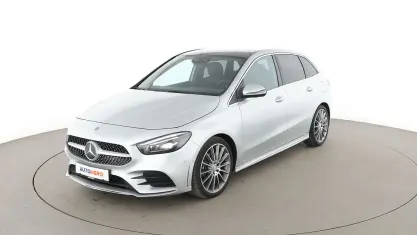 Gebraucht Mercedes B200 AMG line 163 PS (119 kW) 2023 Grau Kleinwagen
