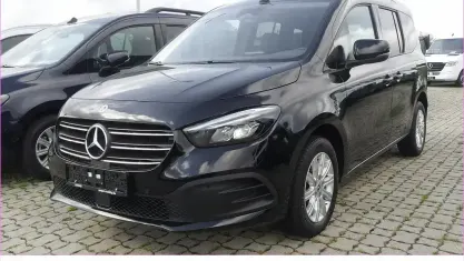 Gebraucht Mercedes T180 Progressive 116 PS (85 kW) 2024 Schwarz Van / Kleinbus