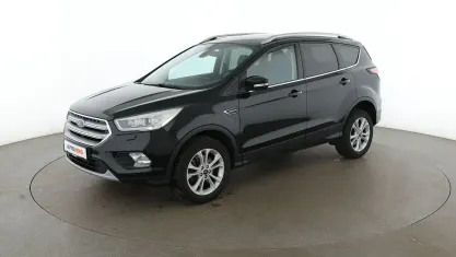 Gebraucht Ford Kuga Titanium 175 PS (128 kW) 2019 Schwarz SUV