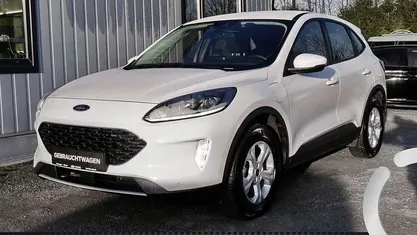 Weiß Gebraucht 2022 Ford Kuga Cool & Connect SUV | 23.880 € (Superpreis)