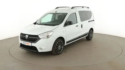 Gebraucht Dacia Dokker Comfort 131 PS (96 kW) 2020 Weiß Van / Kleinbus