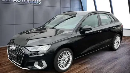 Gebraucht Audi A3 Advanced Plus 150 PS (110 kW) 2023 Schwarz Limousine