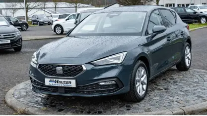 Gebraucht Seat Leon 116 PS (85 kW) 2025 Blau Limousine