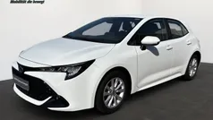 Weiss Gebraucht 2024 Toyota Corolla Business Edition Kleinwagen | 26.490 € (Fairer Preis)