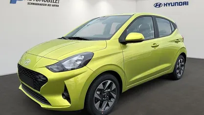 Neu Hyundai i10 Trend 63 PS (46 kW) 2025 Gelb Kleinwagen
