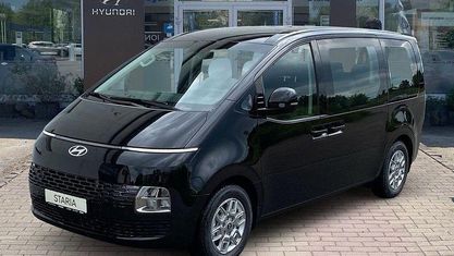 Używany Hyundai Staria Trend 224 KM (164 kW) 2025 Czarny Minivan