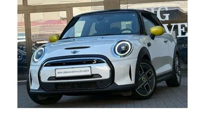 Weiß Gebraucht 2023 Mini Cooper SE Kleinwagen | 20.880 € (Fairer Preis)