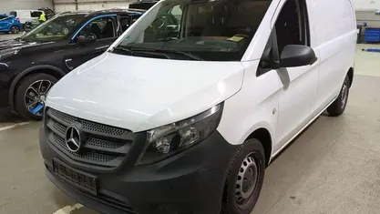 Weiß Gebraucht 2021 Mercedes Vito Van | 24.990 € (Superpreis)