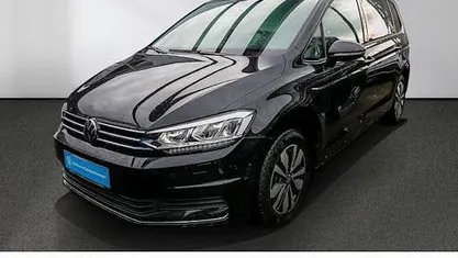 Deep black perleffekt Gebraucht 2023 VW Touran Comfortline Van / Kleinbus | 25.880 € (Fairer Preis)
