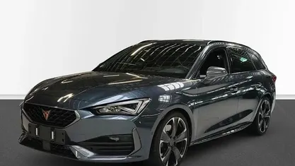 Grau Gebraucht 2024 Cupra Leon VZ Kombi | 35.879 € (Fairer Preis)