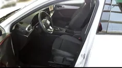 Weiß Gebraucht 2024 Seat Leon FR Van / Kleinbus | 29.000 € (Fairer Preis)