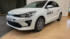 Schneeweiß Gebraucht 2023 Kia Rio Spirit Limousine | 18.490 € (Fairer Preis)