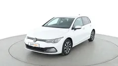 Weiß Gebraucht 2021 VW Golf VIII Active Limousine | 23.600 € (Fairer Preis)