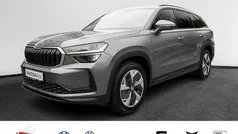 Grau Gebraucht 2024 Skoda Kodiaq Selection SUV | 43.990 € (Superpreis)