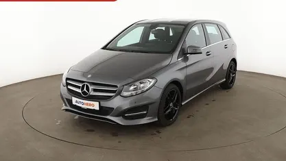 Usata Mercedes B180 Urban 122 CV (89 kW) 2015 Grigio Monovolume