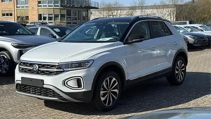 Neu VW T-Roc 150 PS (110 kW) 2025 Purewhite mit dachfarb.../weiß SUV