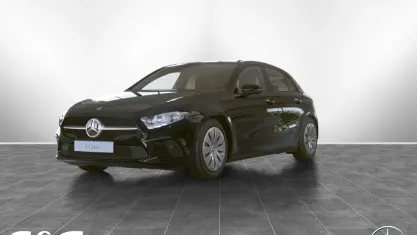 Używany Mercedes A250 160 KM (117 kW) 2021 Czarny Sedan/Limuzyna