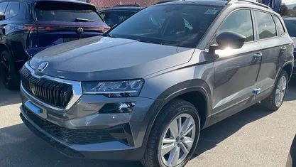 Neu Skoda Karoq Selection 150 PS (110 kW) 2026 Stahl grau SUV