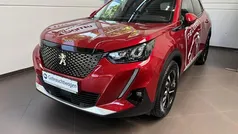 Rot Gebraucht 2021 Peugeot 2008 Allure SUV | 17.990 € (Fairer Preis)