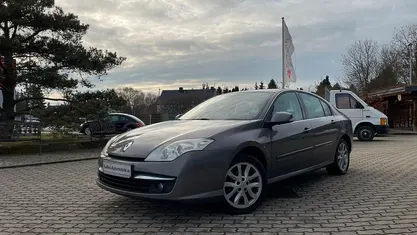 Gebraucht Renault Laguna III Dynamique 150 PS (110 kW) 2008 Limousine