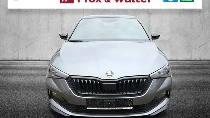 Graphitegrau metallic (metallic) Gebraucht 2023 Skoda Scala Monte Carlo Kleinwagen | 24.900 € (Fairer Preis)