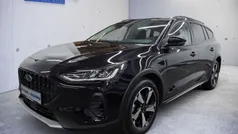 Agate black metallic (metallic) Gebraucht 2023 Ford Focus Active X Kombi | 25.890 € (Fairer Preis)