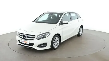 Gebraucht Mercedes B180 Style 122 PS (89 kW) 2018 Weiß Kleinwagen