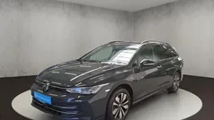Grau Gebraucht 2024 VW Golf VIII Goal Kombi | 31.900 € (Superpreis)