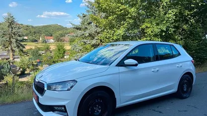 Gebraucht 2025 Skoda Fabia Essence Limousine | 17.990 € (Fairer Preis)