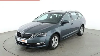 Grau Gebraucht 2019 Skoda Octavia Style Kombi | 18.340 € (Fairer Preis)