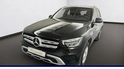Gebraucht Mercedes GLC220 194 PS (142 kW) 2021 Schwarz SUV