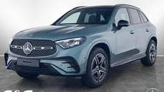 Metalliclack verdesilber Gebraucht 2024 Mercedes GLC300e AMG SUV | 70.977 € (Fairer Preis)