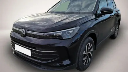 Neu VW Tiguan Life 150 PS (110 kW) 2026 Schwarz SUV