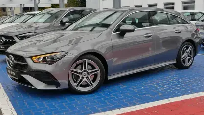 Gebraucht Mercedes CLA200 Shooting Brake AMG 163 PS (119 kW) 2025 Metalliclack mountaingrau Kombi