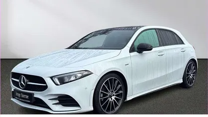 Gebraucht Mercedes A200 AMG 163 PS (119 kW) 2022 Weiß Limousine