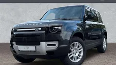 Grau Gebraucht 2024 Land Rover Defender S SUV | 74.988 € (Fairer Preis)