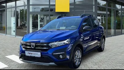 Second-hand Dacia Sandero Essentiel 91 CP (66 kW) 2022 Albastru Berlinǎ