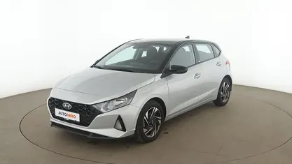 Gebraucht Hyundai i20 Trend 101 PS (74 kW) 2021 Silber Kleinwagen