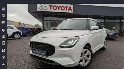 Gebraucht Suzuki Swift Comfort 83 PS (61 kW) 2025 Pure white pearl metallic Kleinwagen