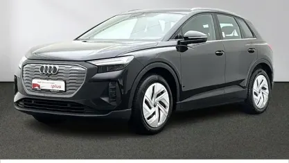 Gebraucht Audi Q4 e-tron Sport 125 kW (170 PS) 2023 Mythosschwarz metallic SUV