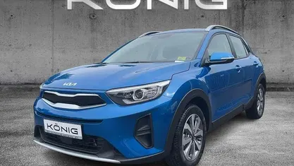 Blau Gebraucht 2023 Kia Stonic Vision SUV | 18.999 € (Fairer Preis)