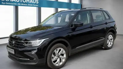 Gebraucht VW Tiguan Life 150 PS (110 kW) 2024 Schwarz SUV