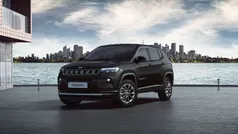 Solid black Gebraucht 2025 Jeep Compass Altitude SUV | 33.719 € (Fairer Preis)