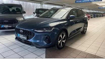 Begagnad Ford Focus Active 116 HK (85 kW) 2024 Blå Kombi