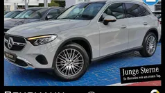 Manufaktur lack manufaktur alpingrau uni Gebraucht 2024 Mercedes GLC200 Avantgarde SUV | 58.890 €