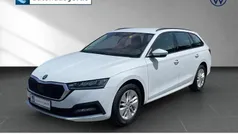 Weiß Gebraucht 2022 Skoda Octavia Ambition Kombi | 21.560 € (Fairer Preis)