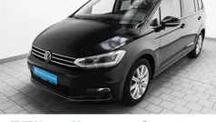 Gebraucht 2024 VW Touran Highline Van / Kleinbus | 32.930 € (Fairer Preis)