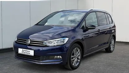 Gebraucht VW Touran Comfortline 150 PS (110 kW) 2023 Blau Van / Kleinbus